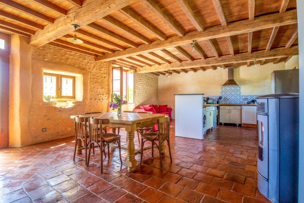 Ecogite Rural La Cle Des Champs Peyrelongue-Abos Екстер'єр фото