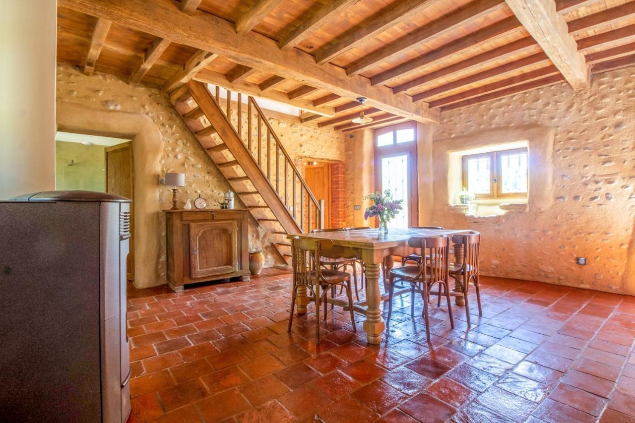 Ecogite Rural La Cle Des Champs Peyrelongue-Abos Екстер'єр фото