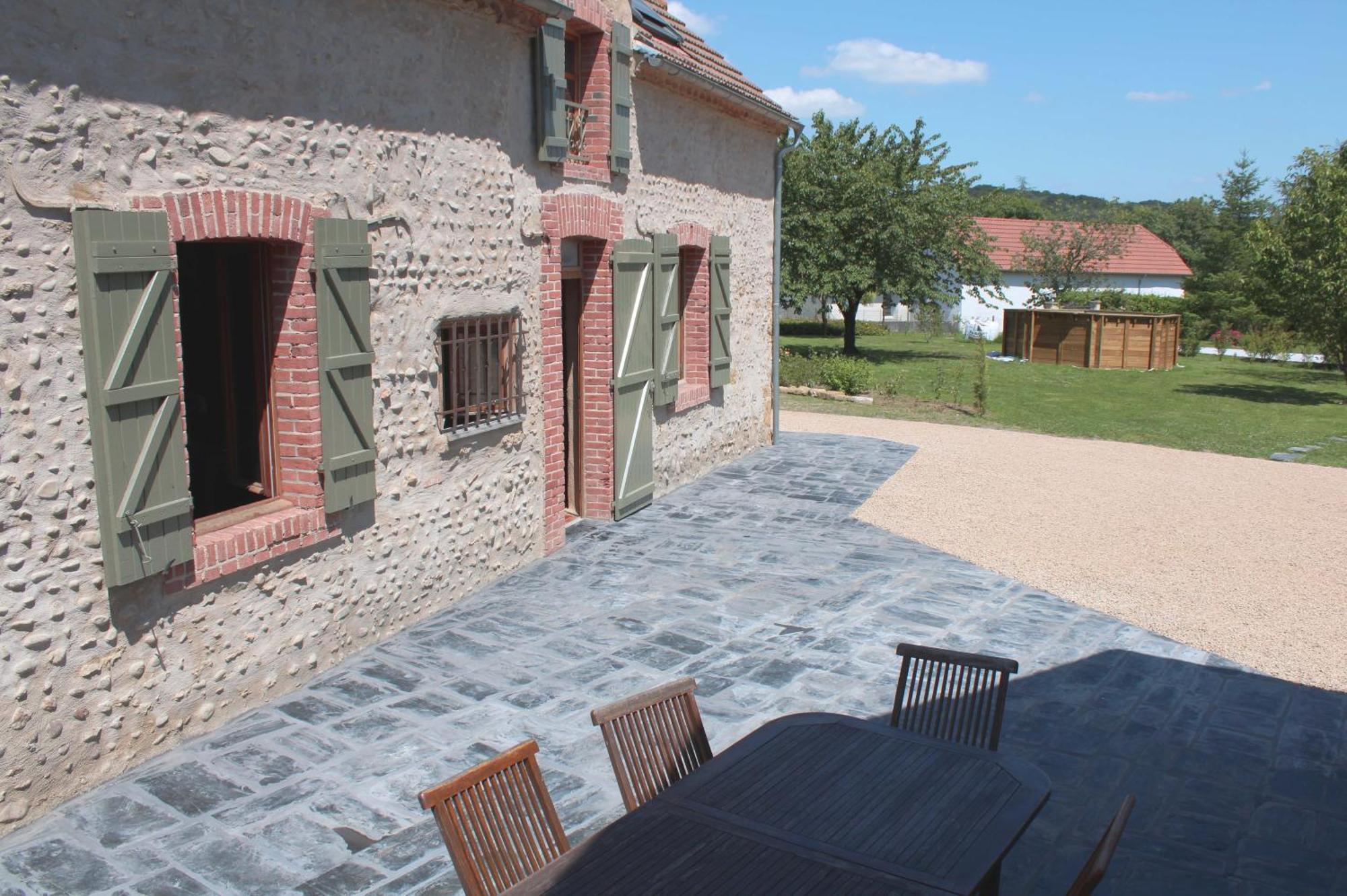 Ecogite Rural La Cle Des Champs Peyrelongue-Abos Номер фото
