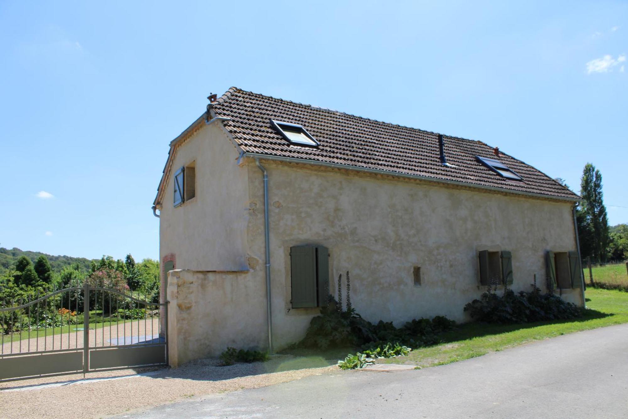 Ecogite Rural La Cle Des Champs Peyrelongue-Abos Номер фото